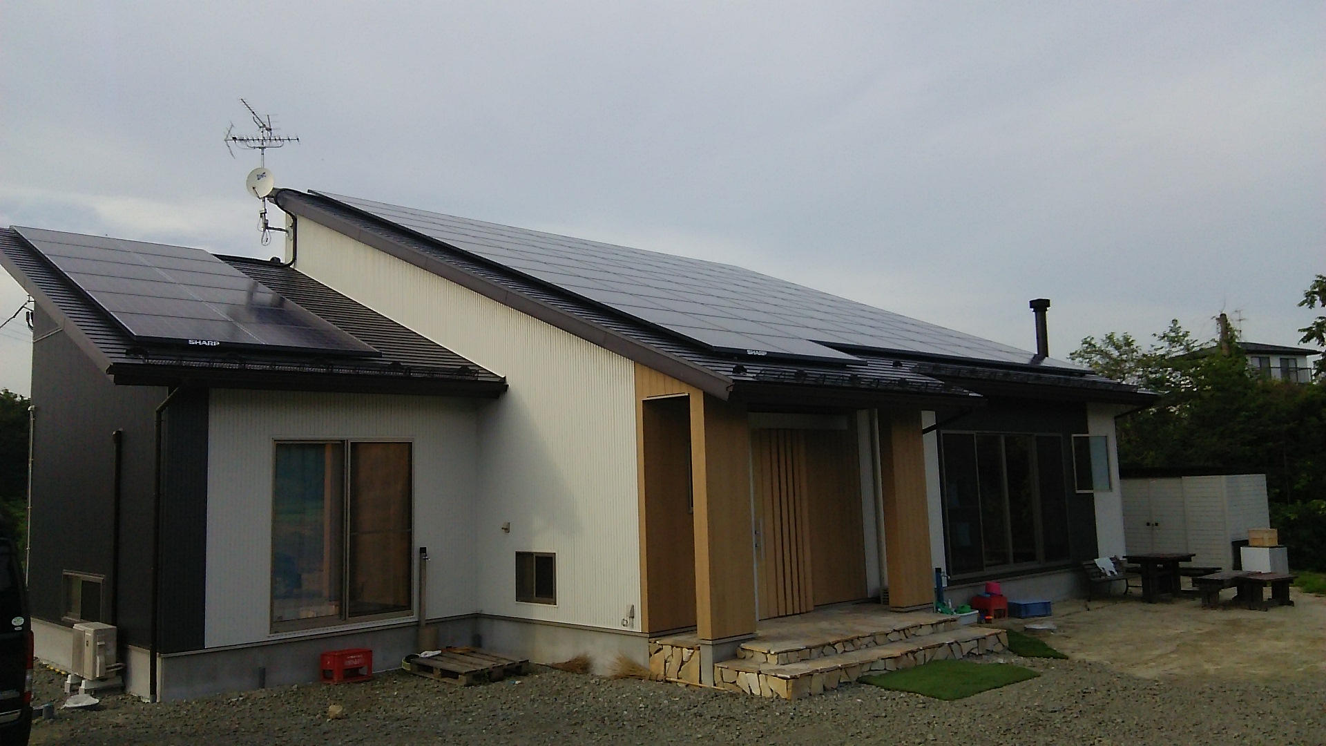 太陽光ｼｽﾃﾑ　のための屋根